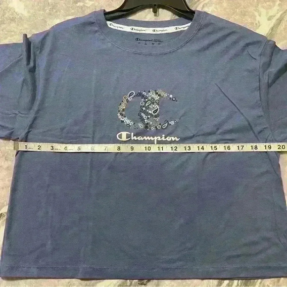Champion Womens Cropped Graphic-Print T-Shirt Purple Size M New With Tags gym - Picture 9 of 9